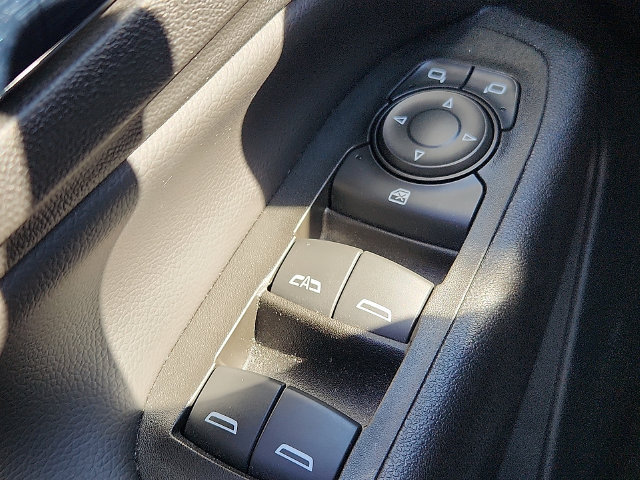 Used 2022 Chevrolet Equinox LT FWD image 24