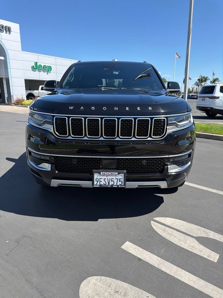 Used 2022 Jeep Wagoneer Series II w/ Premium Group I AWD/4WD image 31