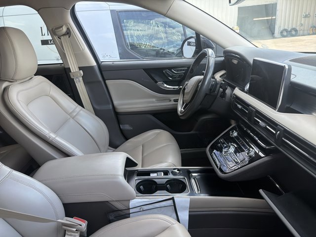 Certified 2021 Lincoln Corsair FWD w/ Convenience Package image 4