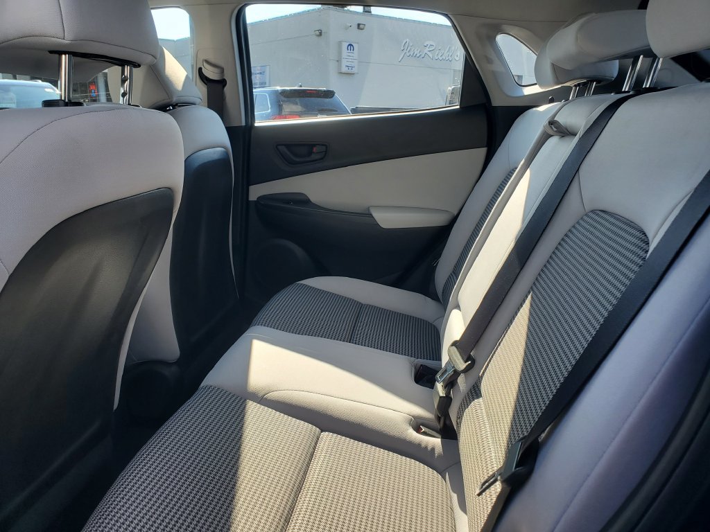 Used 2022 Hyundai Kona SE AWD/4WD image 24