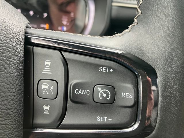 Used 2024 RAM 1500 Limited image 7