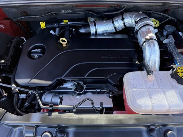 Used 2021 Chevrolet Trax LT w/ LT Convenience Package image 32