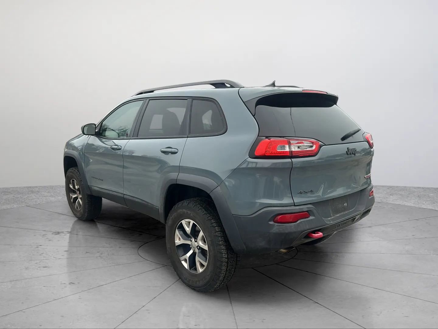Used 2014 Jeep Cherokee Trailhawk w/ Leather Interior Group image 14