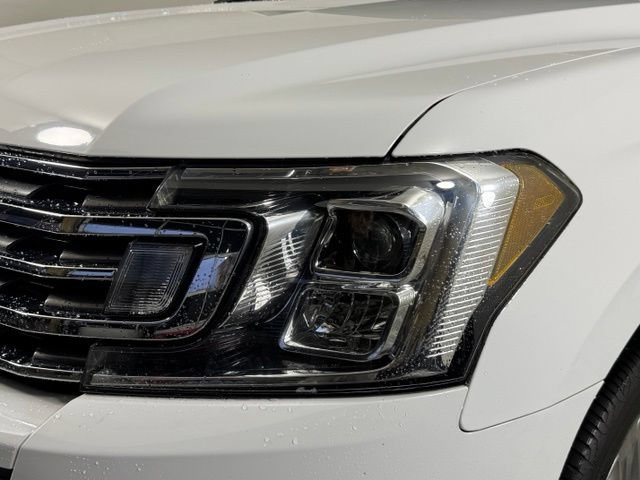 Used 2020 Ford Expedition XLT w/ Equipment Group 202A RWD image 8