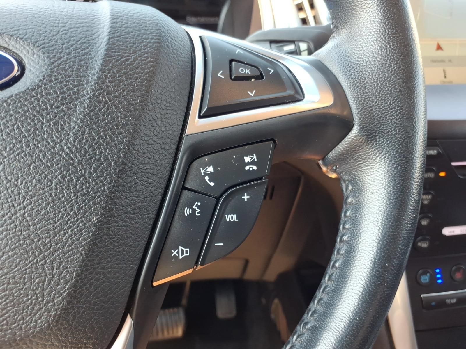 Used 2017 Ford Edge Titanium w/ Equipment Group 301A FWD image 16
