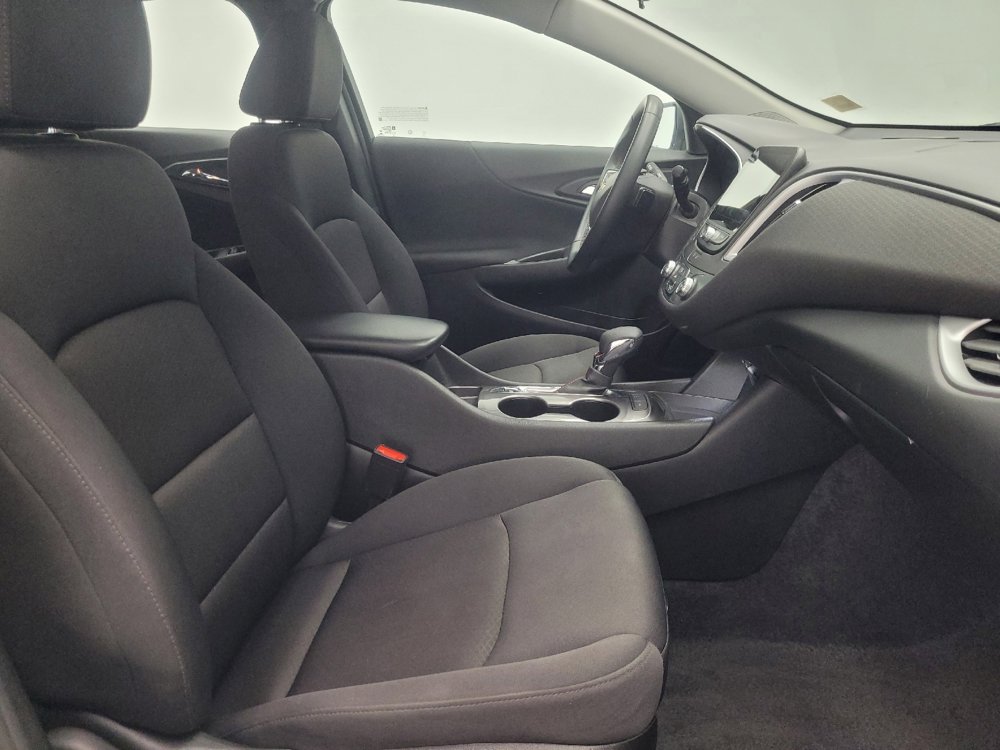 Used 2025 Chevrolet Malibu RS image 21