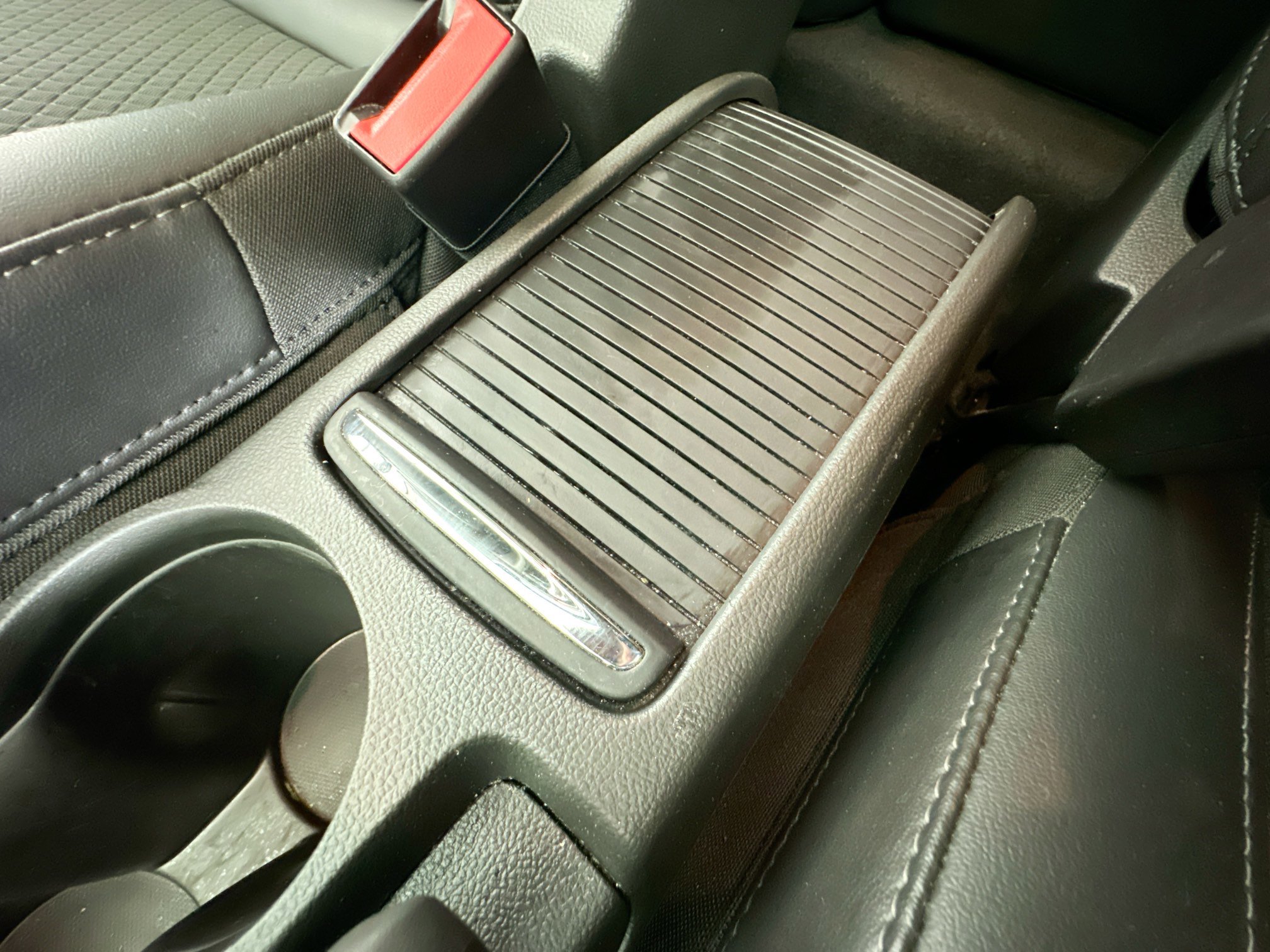 Used 2019 Buick Encore Preferred FWD image 27