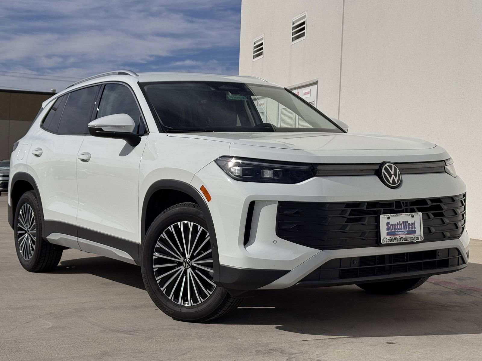 New 2025 Volkswagen Tiguan S image 2