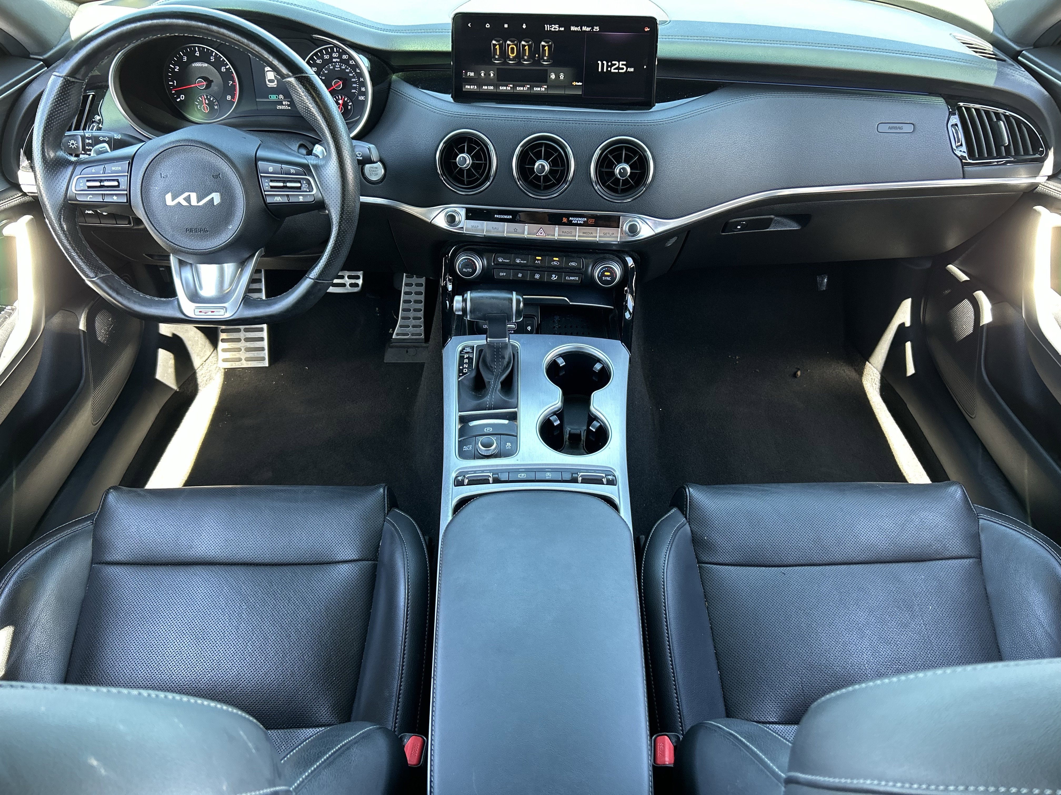 Certified 2022 Kia Stinger GT1 image 15