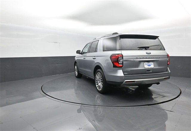 Used 2022 Ford Expedition Limited image 5