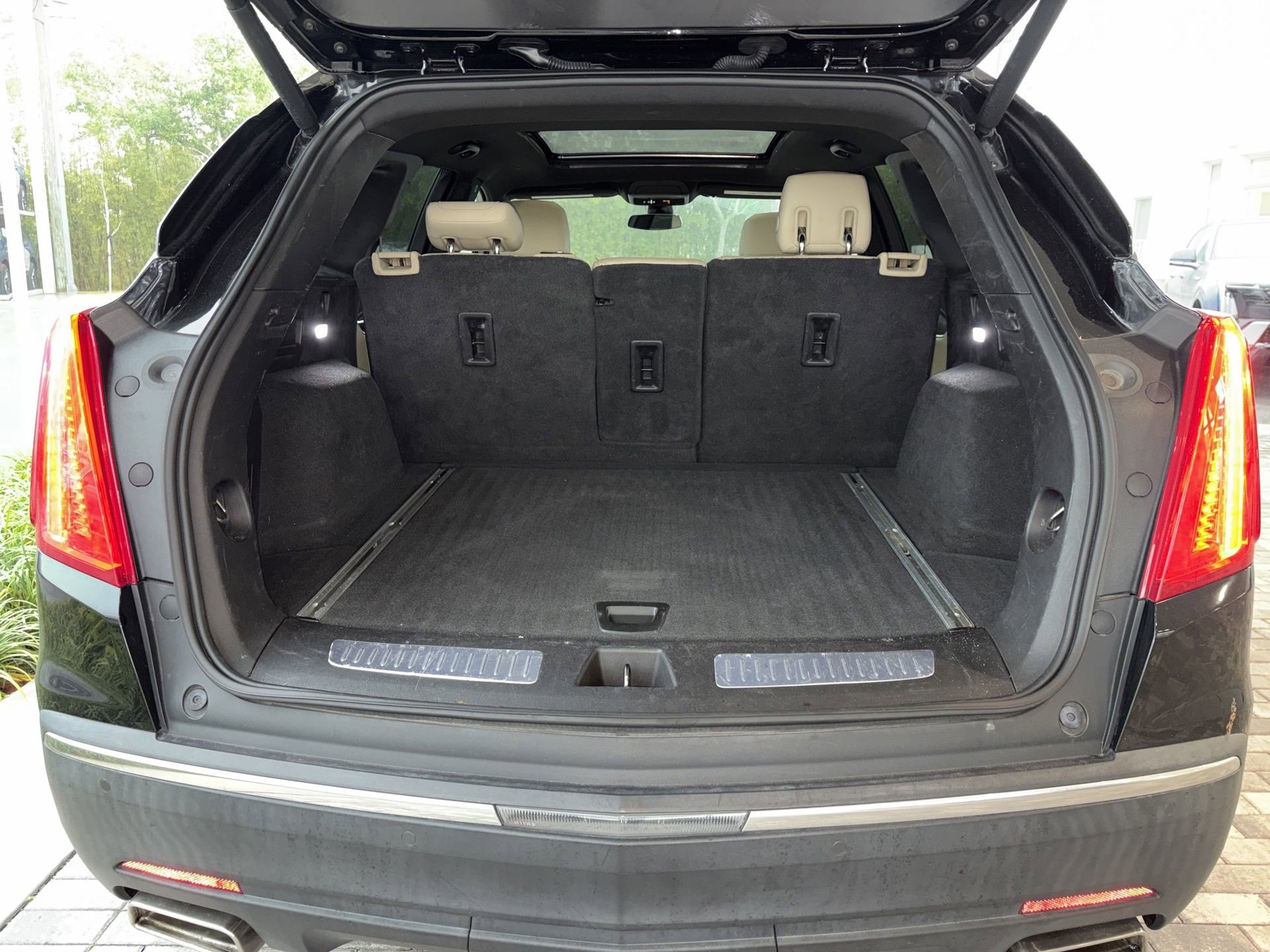 Used 2019 Cadillac XT5 Premium Luxury image 8