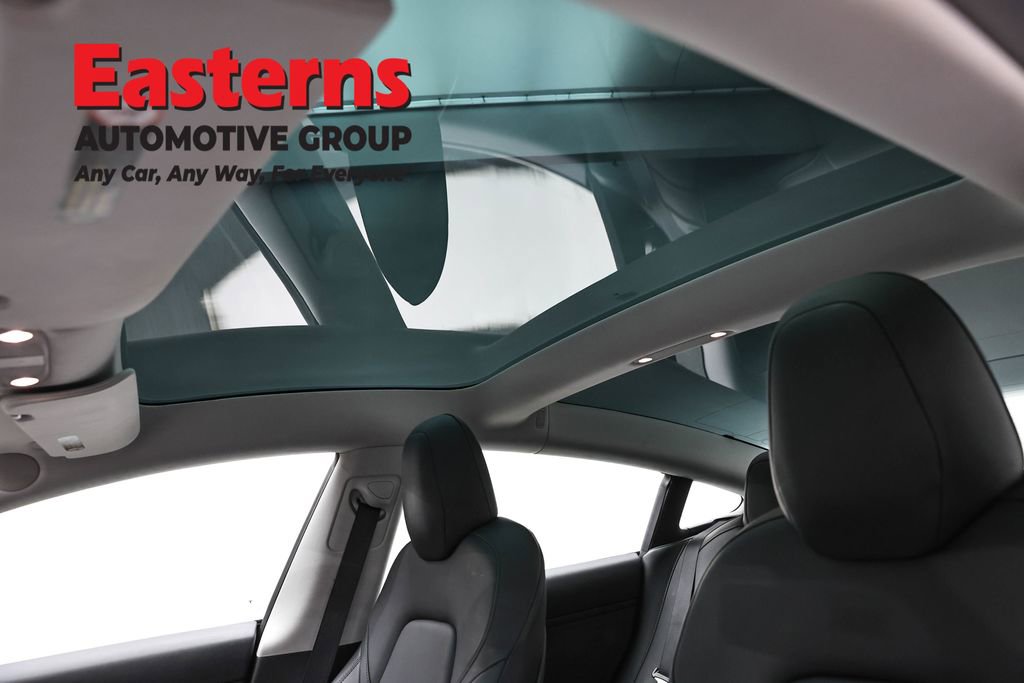 Used 2019 Tesla Model 3 Standard Range image 28