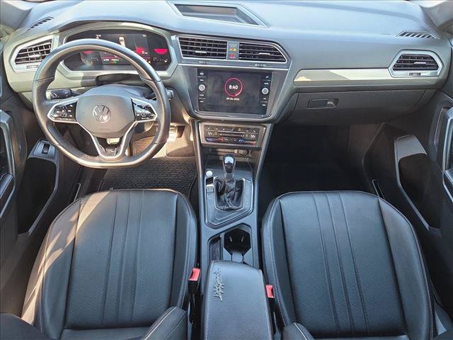 Used 2022 Volkswagen Tiguan SE R-Line FWD image 23