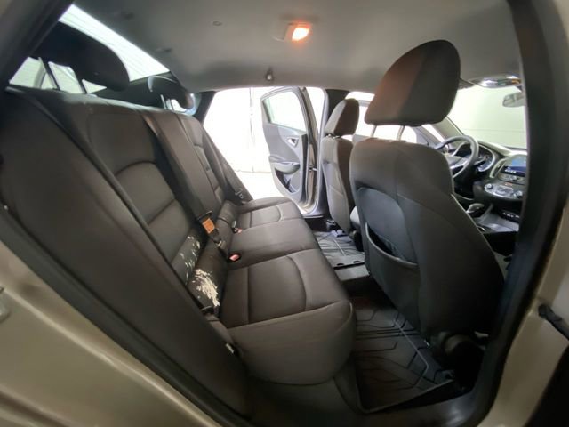 Used 2023 Chevrolet Malibu LS image 31