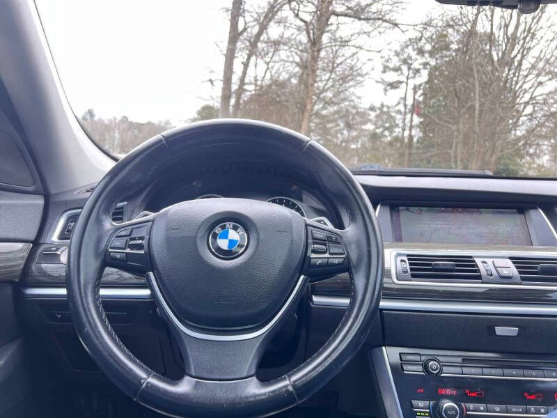 Used 2016 BMW 535i Gran Turismo image 19