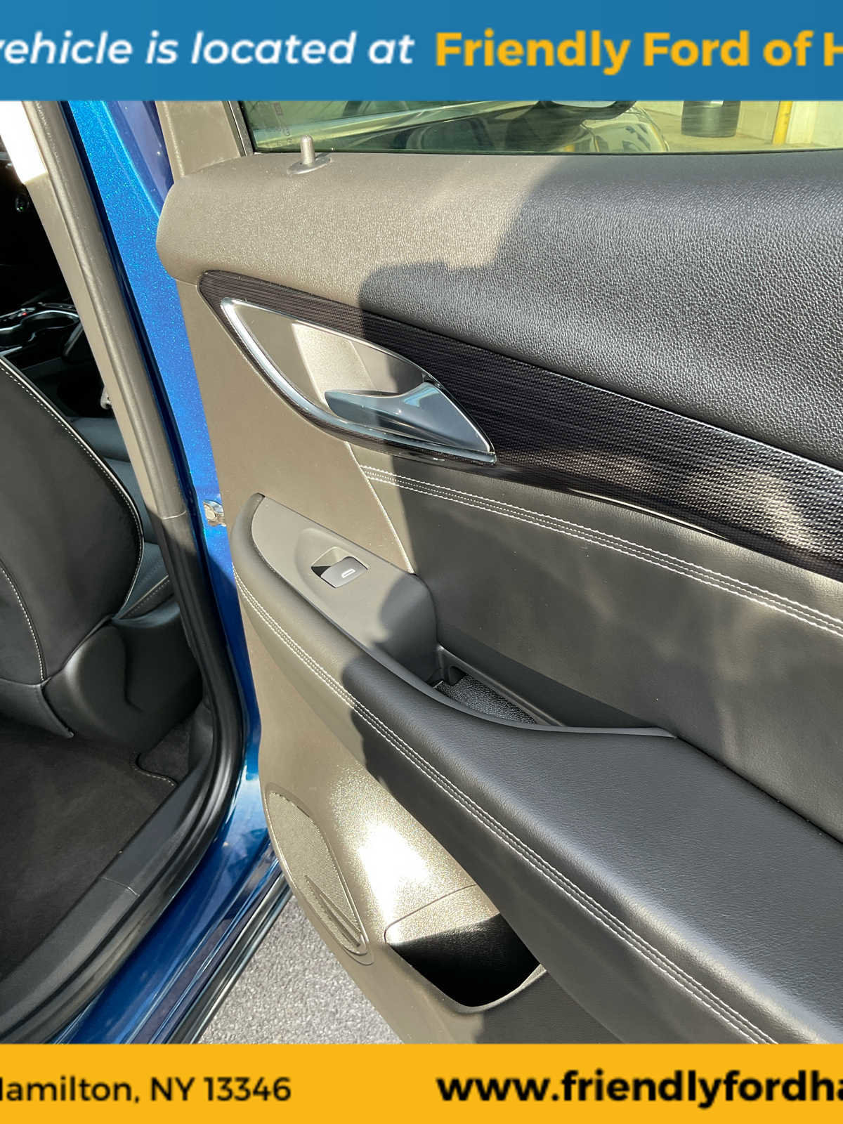 Used 2023 Buick Envision Essence image 40