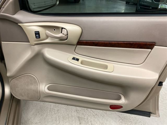 Used 2005 Chevrolet Impala LS w/ Preferred Equipment Group image 26