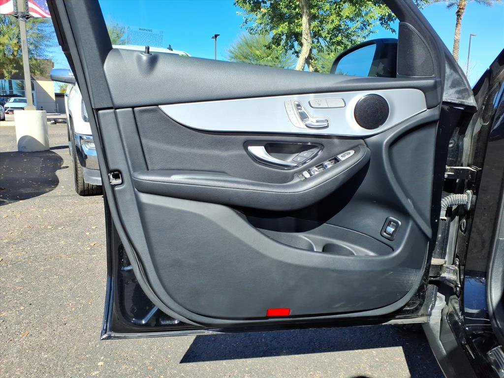 Used 2019 Mercedes-Benz GLC 300 GLC 300 image 18
