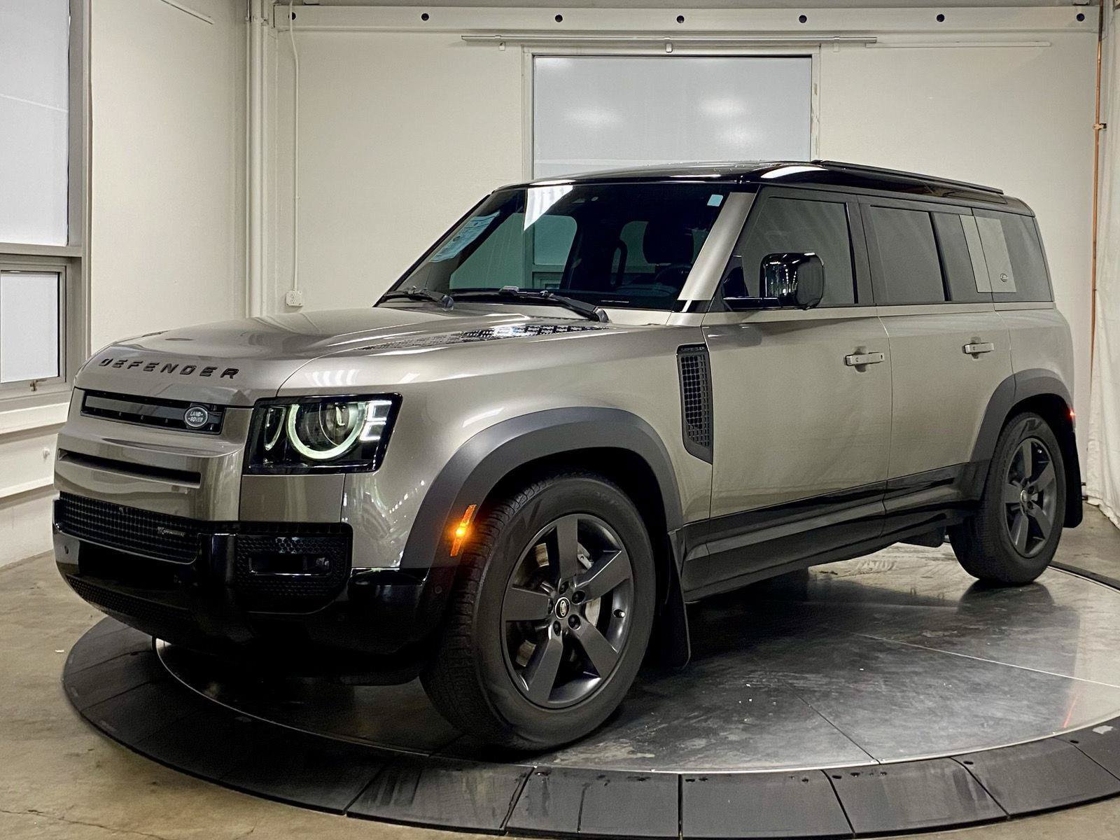 Used 2023 Land Rover Defender 110 X-Dynamic SE AWD/4WD image 4