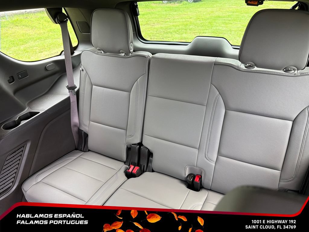 Used 2024 GMC Yukon SLT w/ SLT Luxury Package AWD/4WD image 27