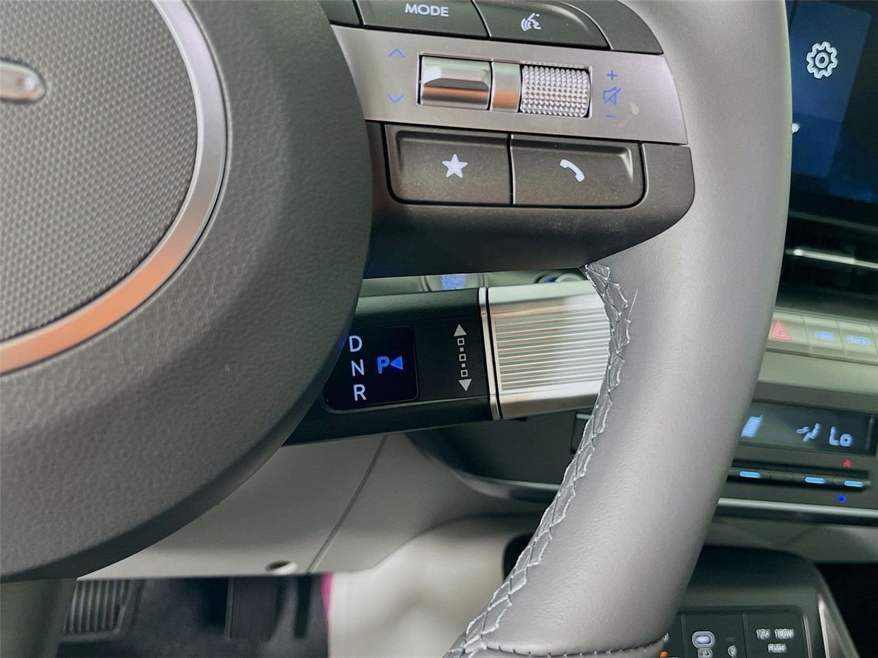 New 2026 Hyundai Kona SEL Premium AWD/4WD image 17