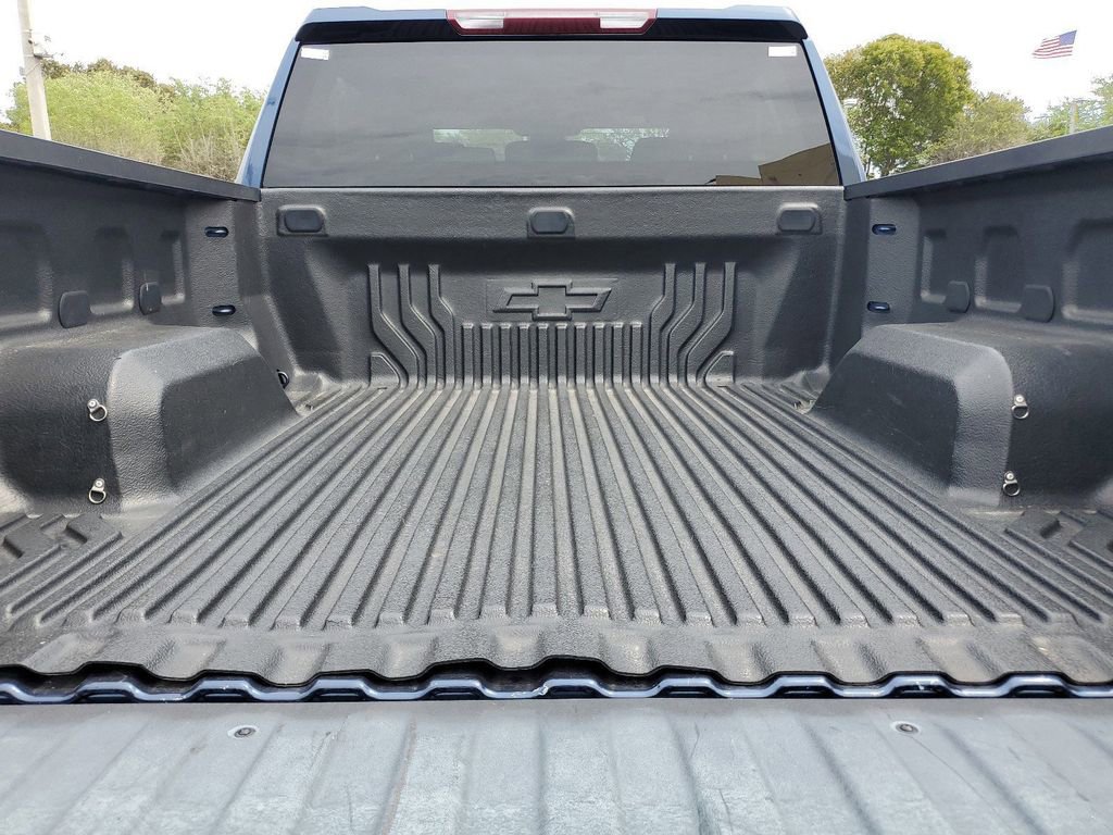 Used 2022 Chevrolet Silverado 1500 LT Trail Boss image 7