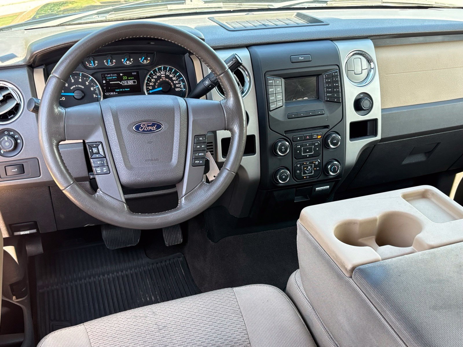 Used 2014 Ford F150 XLT w/ XLT Convenience Package RWD image 15