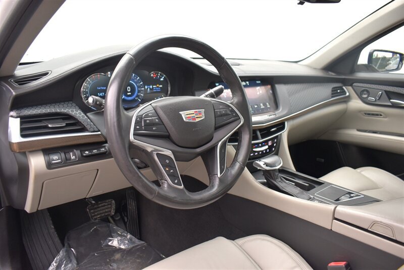 Used 2017 Cadillac CT6 Premium Luxury w/ Active Chassis Package AWD/4WD image 3