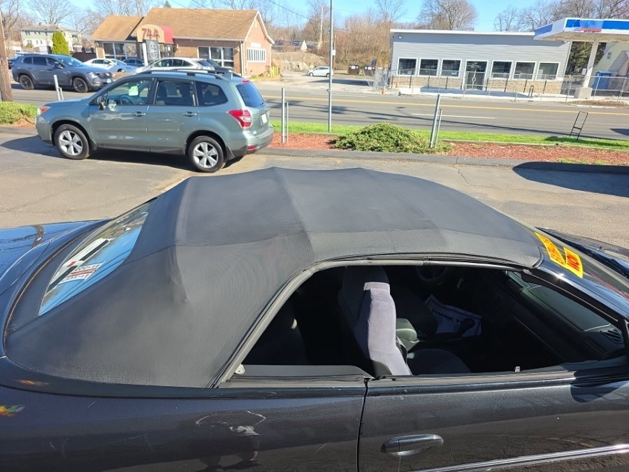 Used 2006 Chrysler Sebring Convertible image 22