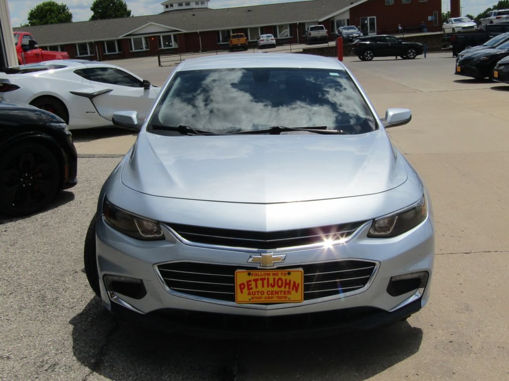 Used 2018 Chevrolet Malibu LT FWD image 13