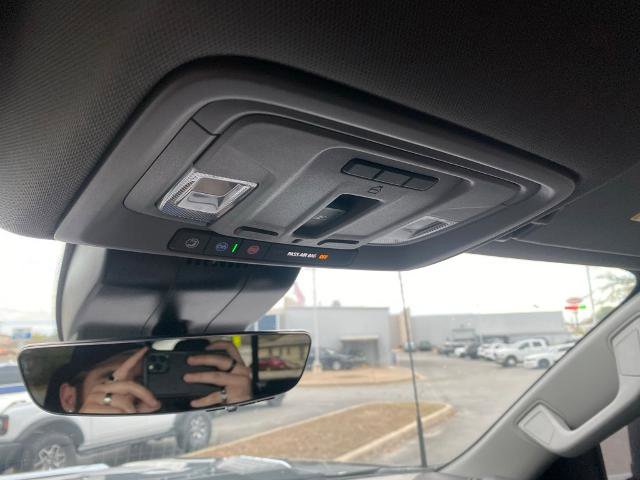 Used 2025 Chevrolet Silverado 2500 LTZ w/ LTZ Premium Package image 27