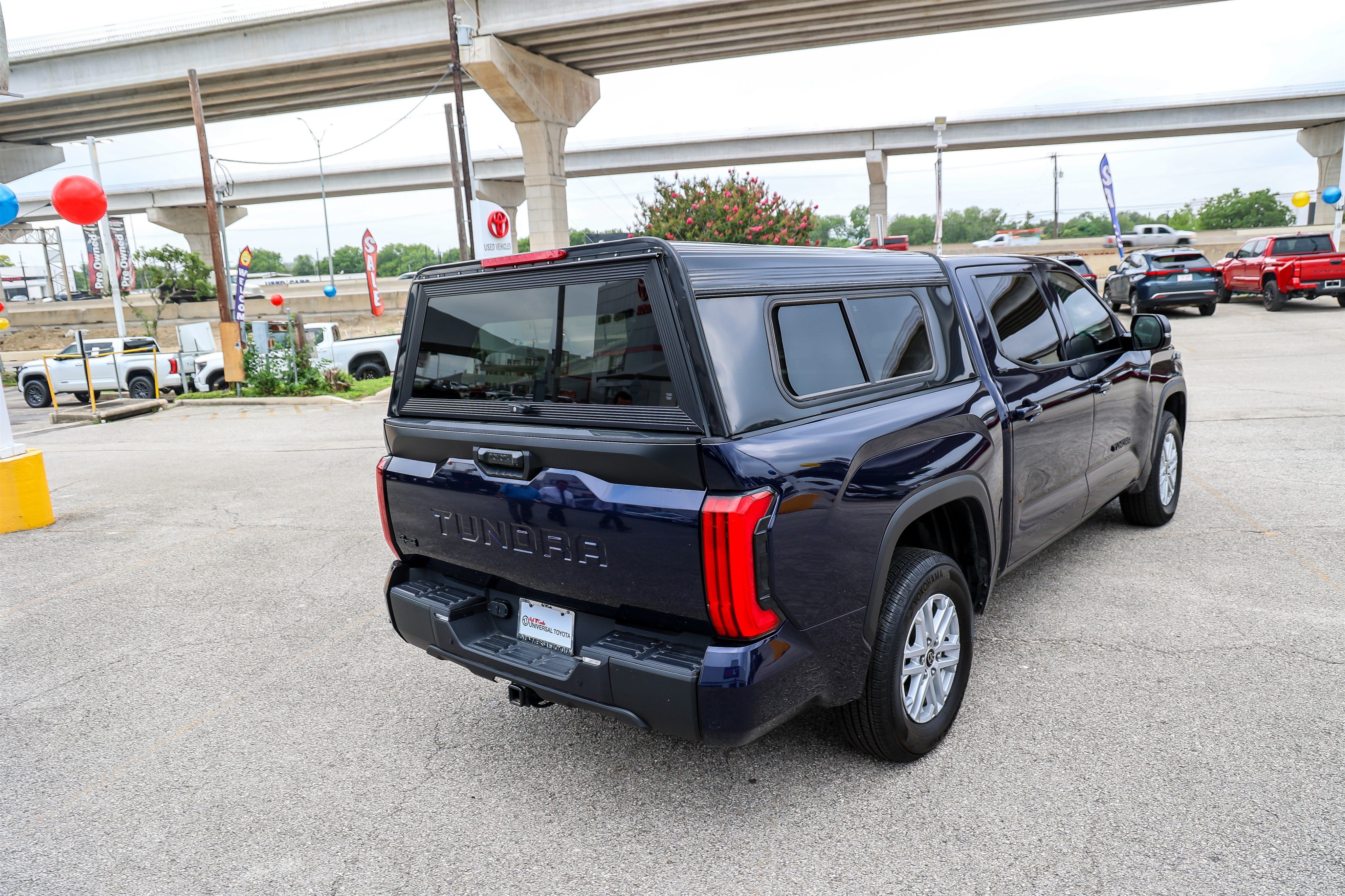 Used 2024 Toyota Tundra SR5 w/ SR5 Premium Package AWD/4WD image 7