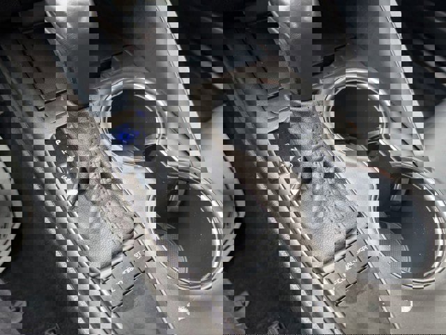 Used 2023 Toyota Camry SE image 9