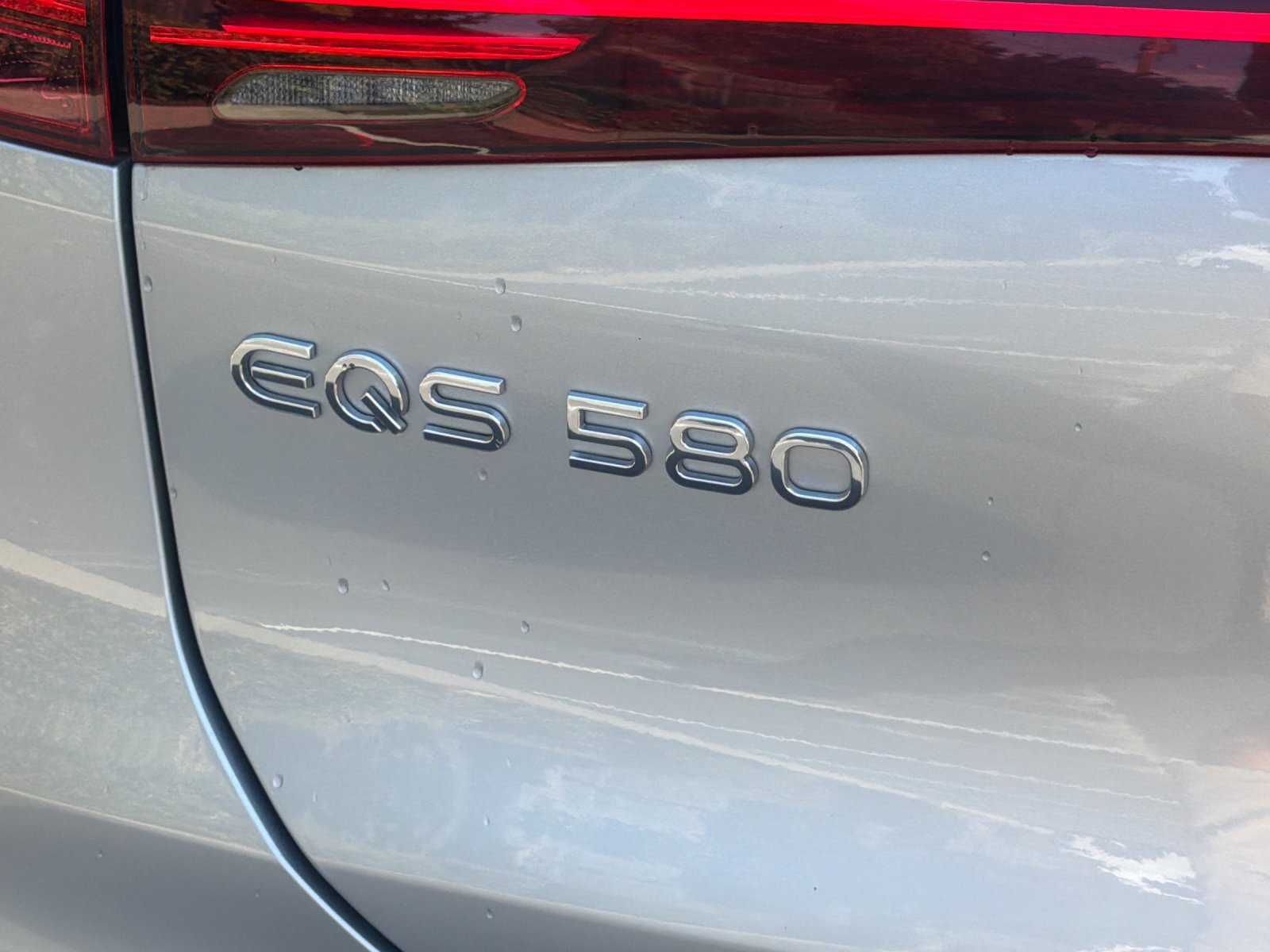 Used 2023 Mercedes-Benz EQS 580 4MATIC SUV image 26