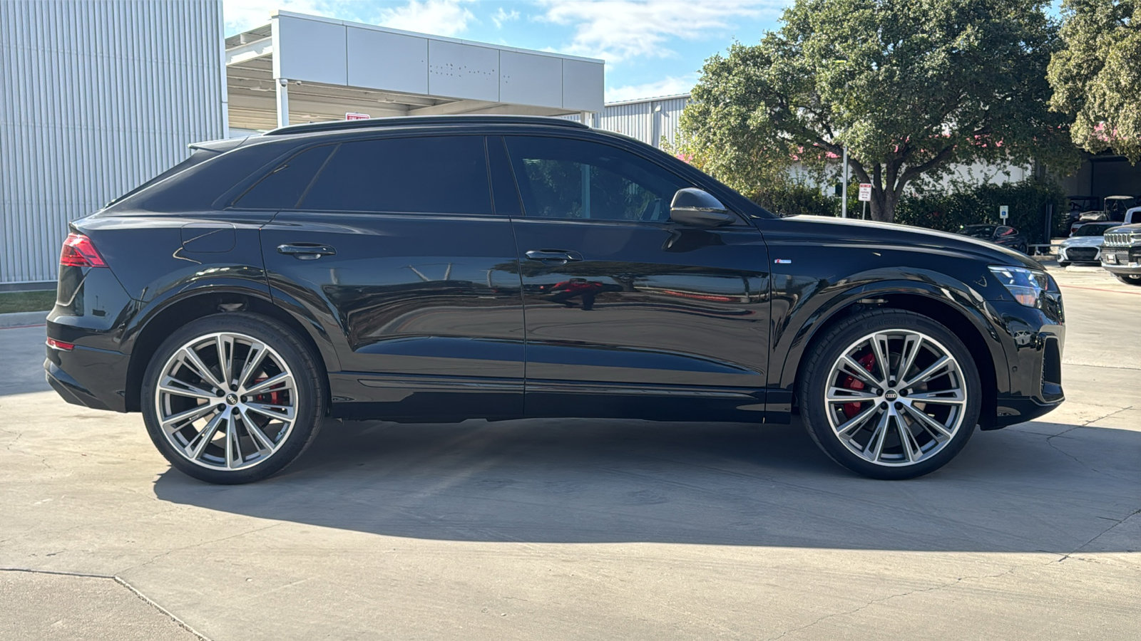 New 2026 Audi Q8 Prestige image 8