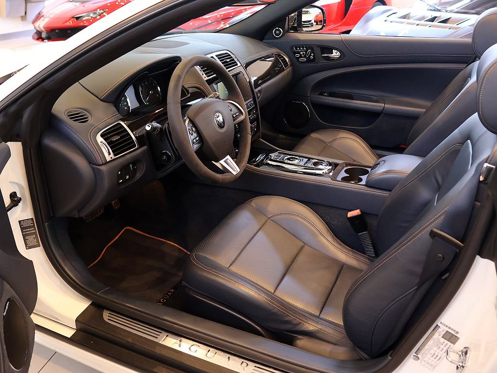 Used 2014 Jaguar XK Convertible RWD image 4