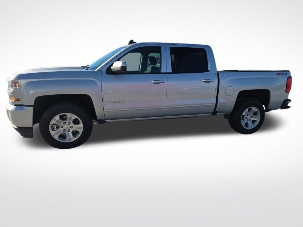 Used 2018 Chevrolet Silverado 1500 LT w/ All Star Edition image 36