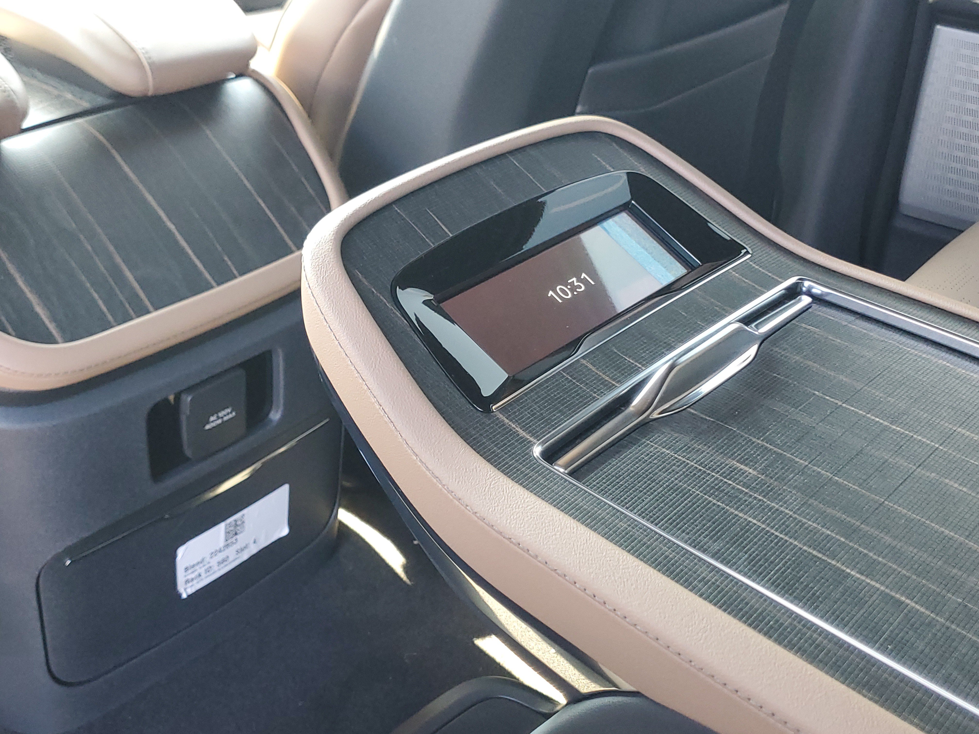 New 2027 Lincoln Navigator Black Label AWD/4WD image 30