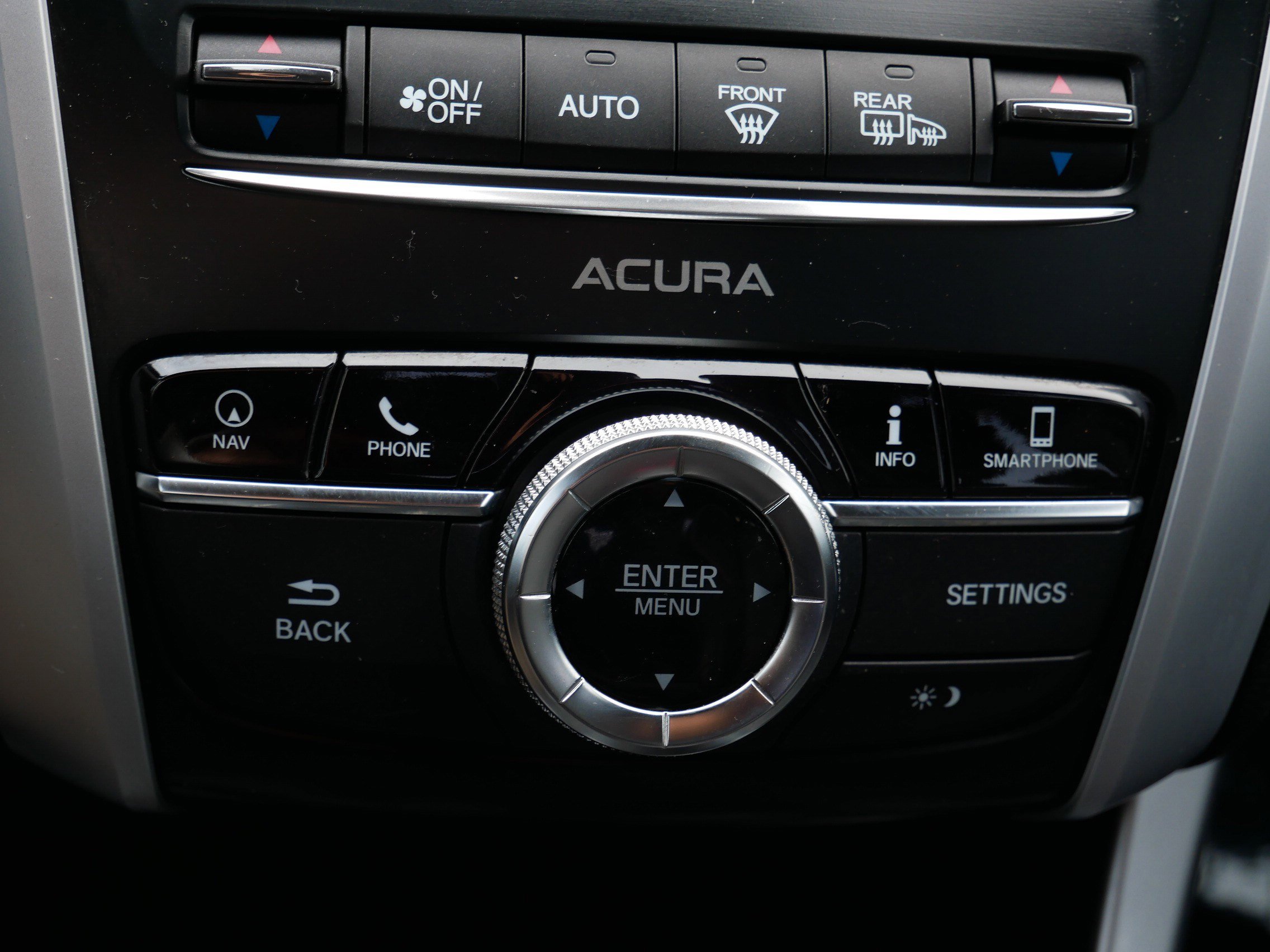 Used 2018 Acura TLX V6 w/ Technology Package FWD image 32