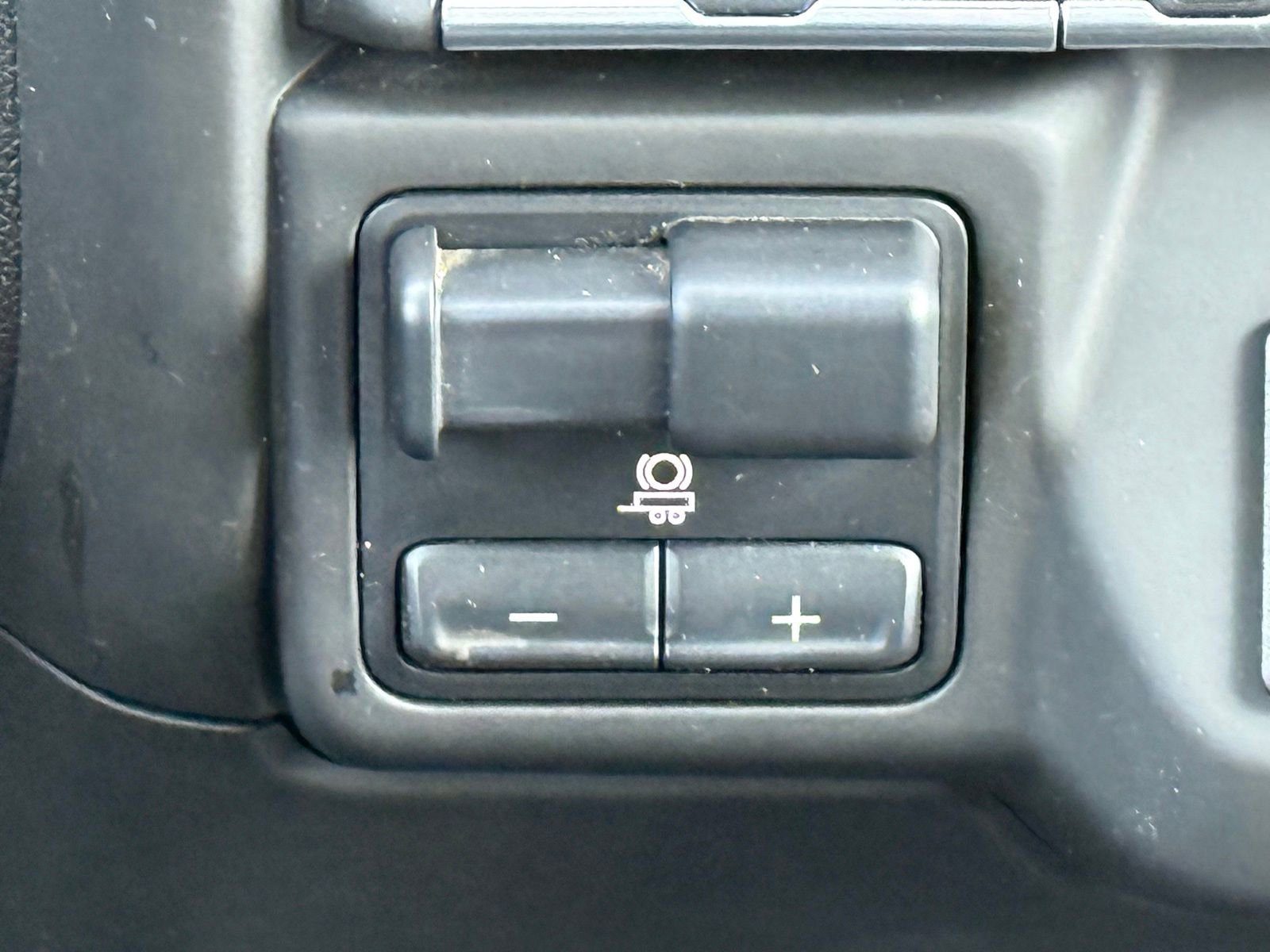 Used 2024 GMC Sierra 2500 Pro w/ Convenience Package image 21