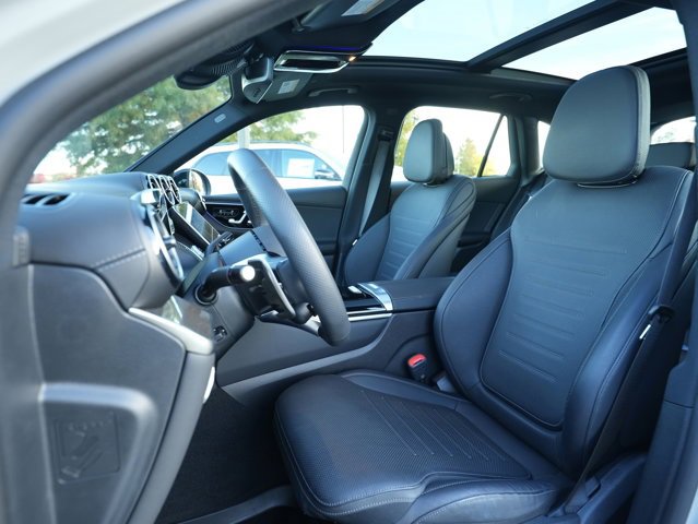 Certified 2025 Mercedes-Benz GLC 43 AMG 4MATIC image 39