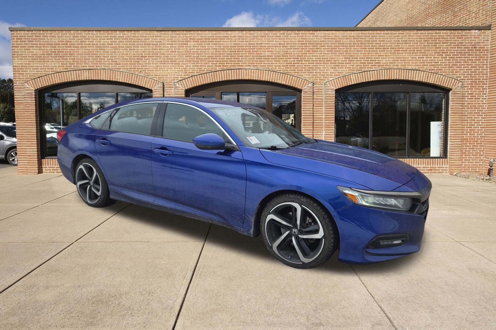 Used 2018 Honda Accord Sport image 1