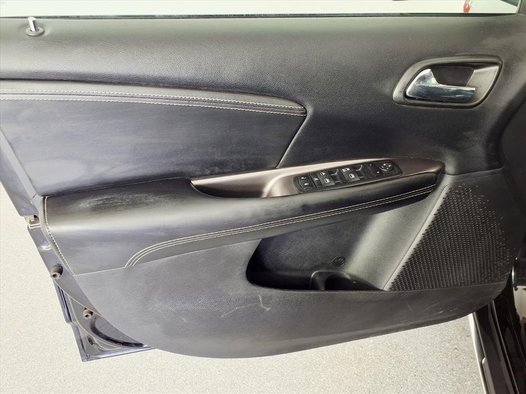 Used 2015 Dodge Journey Crossroad w/ Flexible Seating Group image 14