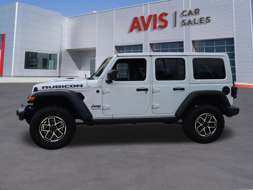 Used 2025 Jeep Wrangler Unlimited Rubicon AWD/4WD image 2