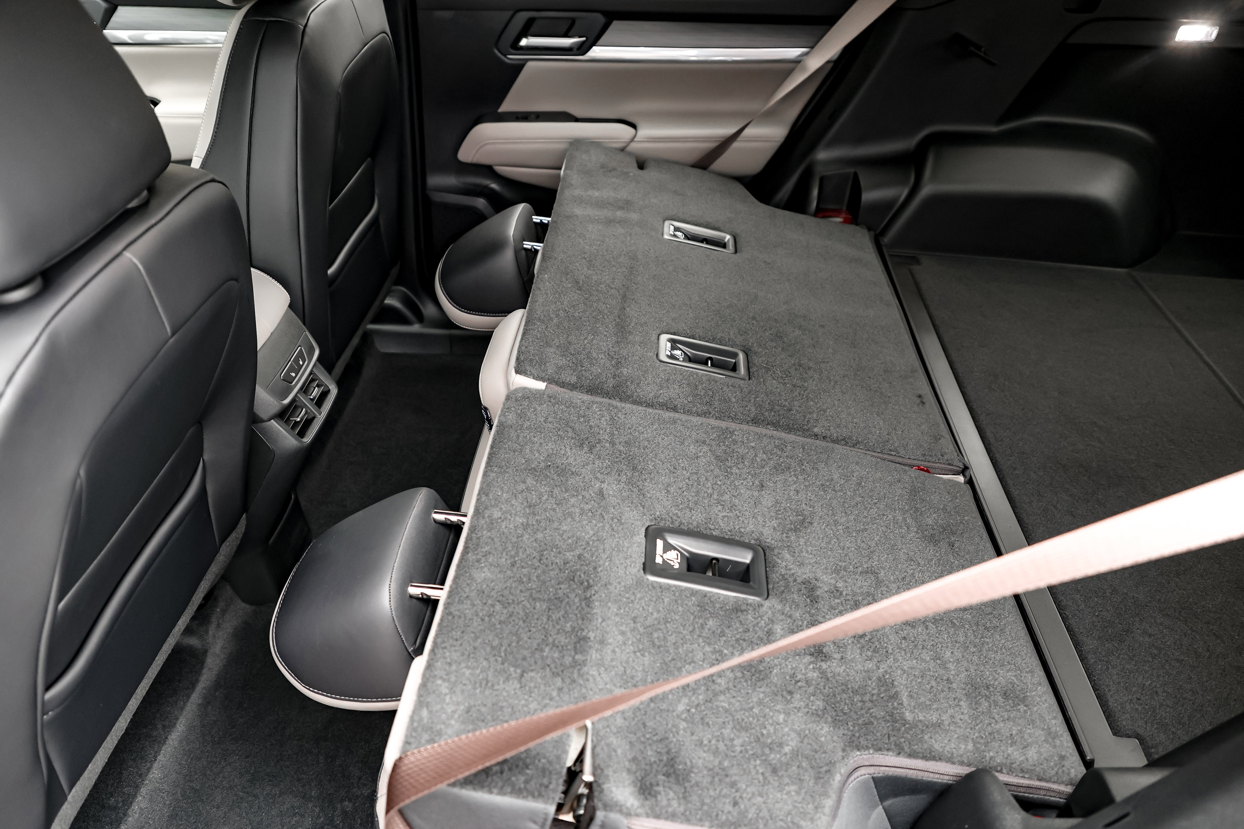 New 2026 GMC Terrain Elevation image 16