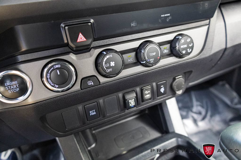 Used 2019 Toyota Tacoma TRD Off-Road AWD/4WD image 35