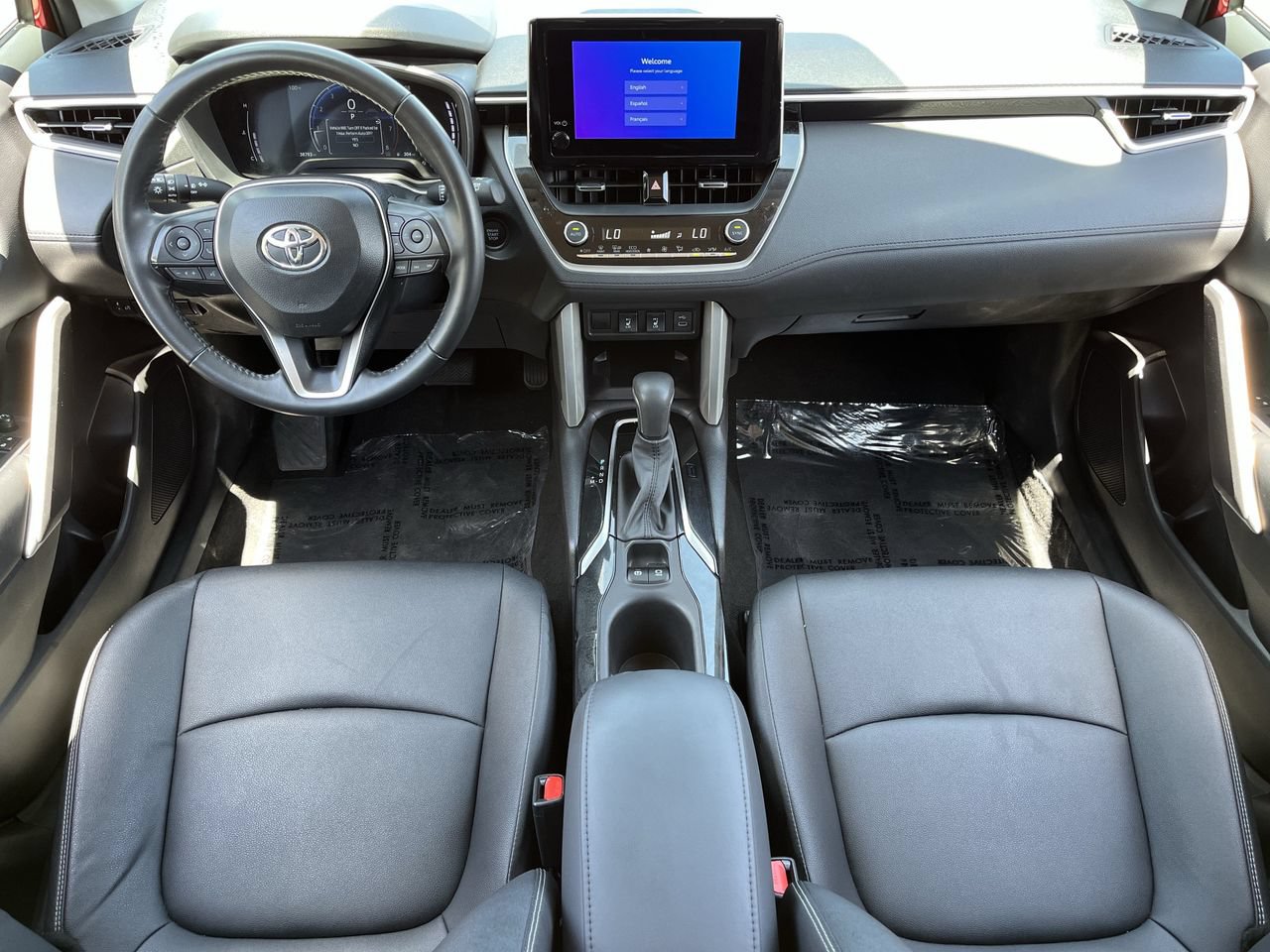Used 2025 Toyota Corolla Cross XLE FWD image 9