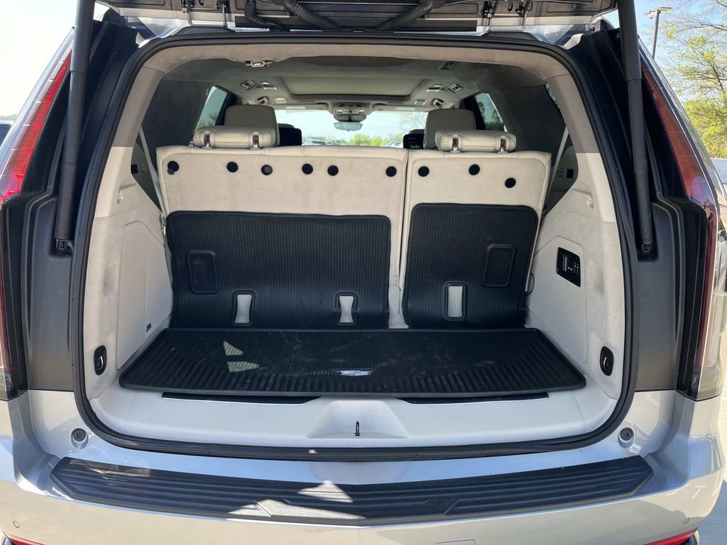 Certified 2024 Cadillac Escalade Sport Platinum w/ LPO, ONYX Package image 12