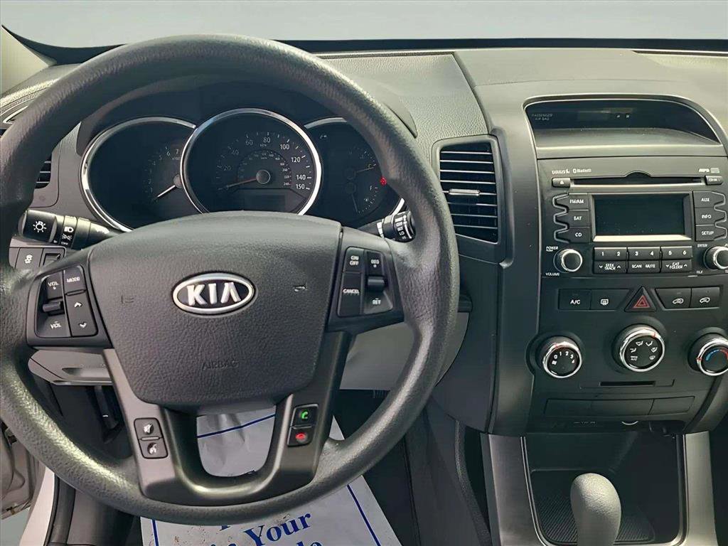 Used 2013 Kia Sorento LX AWD/4WD image 10