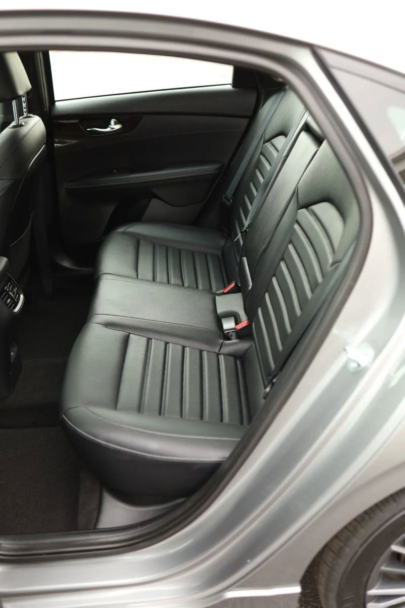 Used 2024 Kia Forte GT-Line w/ GT-Line Premium Package image 34